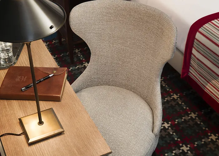 Les Tournelles Hotel 3*