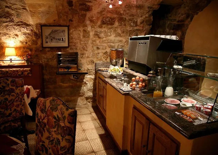 Hotel Les Tournelles Paryż