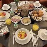 لي تورنيليس 3* باريس