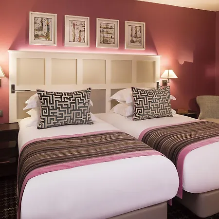 Les Tournelles Hotel 3*