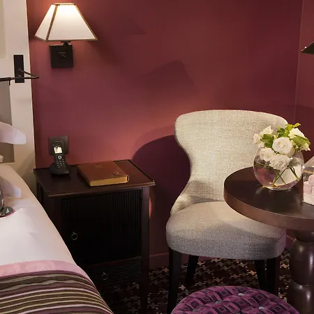 Les Tournelles Hotel