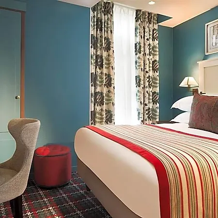 Les Tournelles Hotel