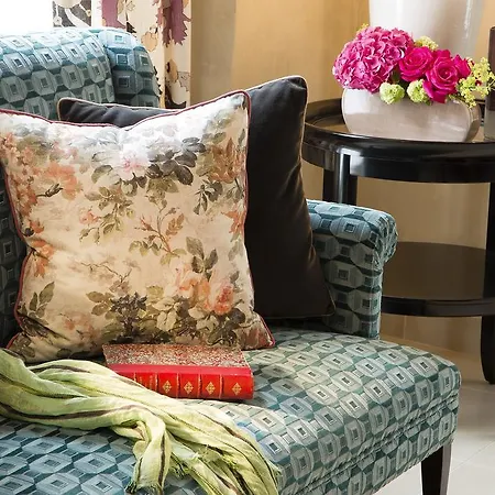 Les Tournelles 3* Παρίσι