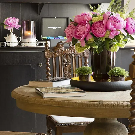 Les Tournelles Hotel Paris