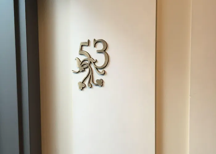 Les Tournelles Paris