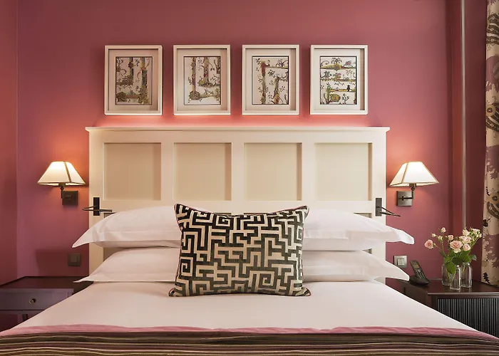 Hotel Les Tournelles