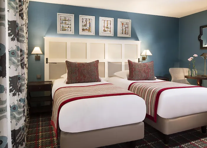 Les Tournelles Hotel Paris