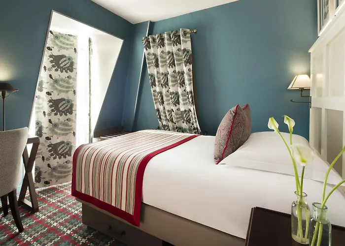 Les Tournelles Hotel Paris