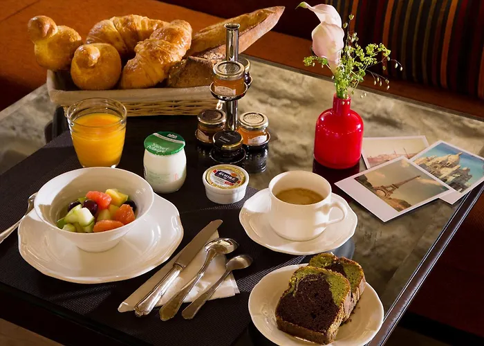 Les Tournelles Hotel 3*