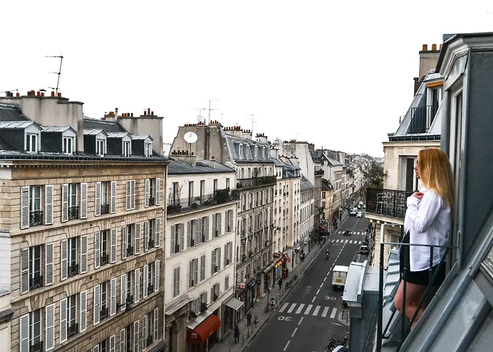 Les Tournelles Hotel 3*