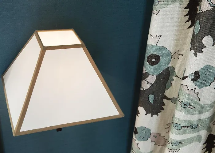 Hotel Les Tournelles 3*