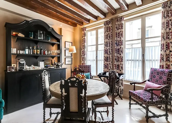 Les Tournelles Paris