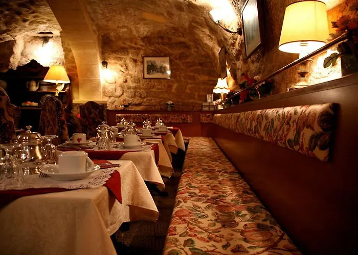 Les Tournelles 3* Paris