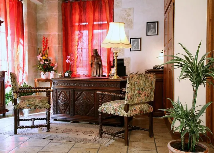 Les Tournelles 3* Paris