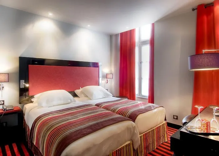 Les Tournelles Paris