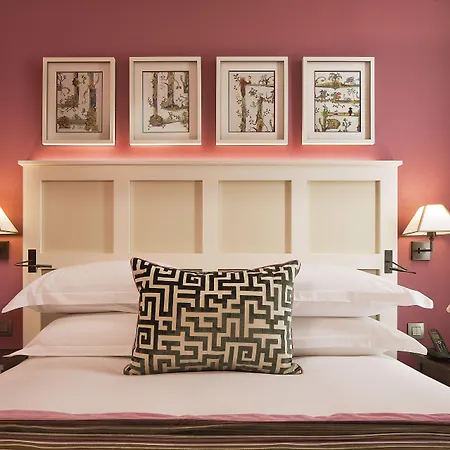Hotell Les Tournelles