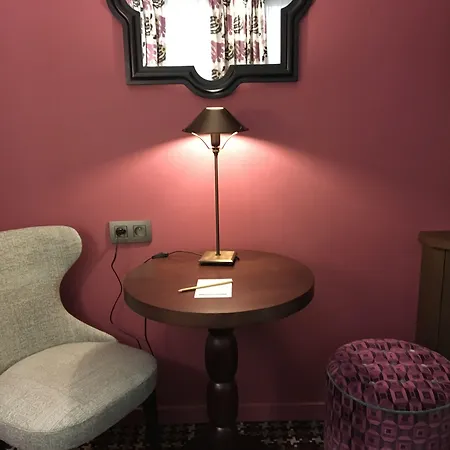 Les Tournelles Hotell 3*