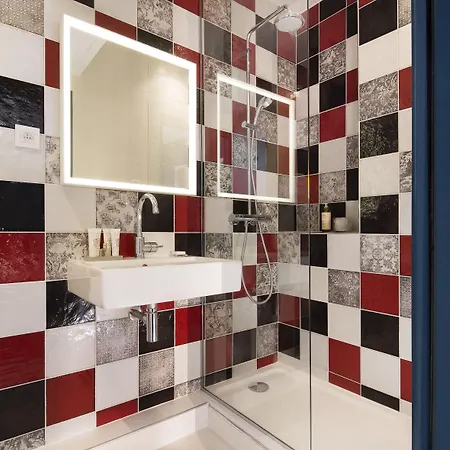 Les Tournelles Hotell Paris