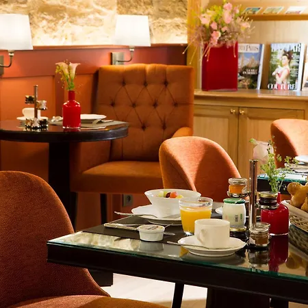 Les Tournelles Hotell 3*