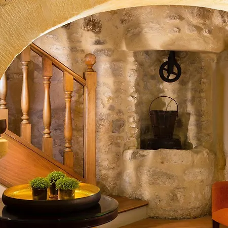 Les Tournelles 3* Paris