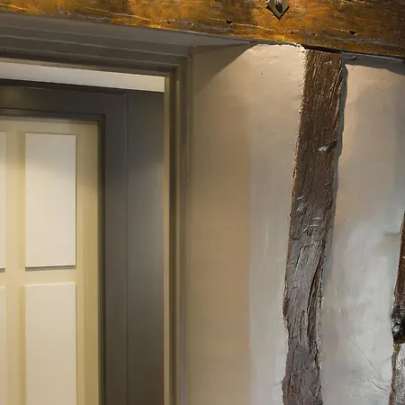 Les Tournelles Hotell