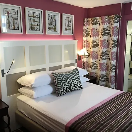 Les Tournelles 3* Paris